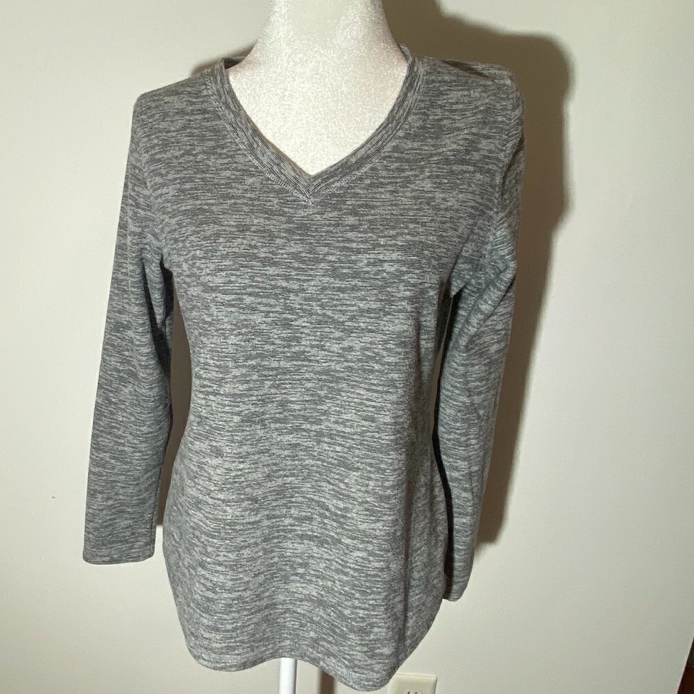 TEK Gear Gray V-Neck Pullover Size Medium